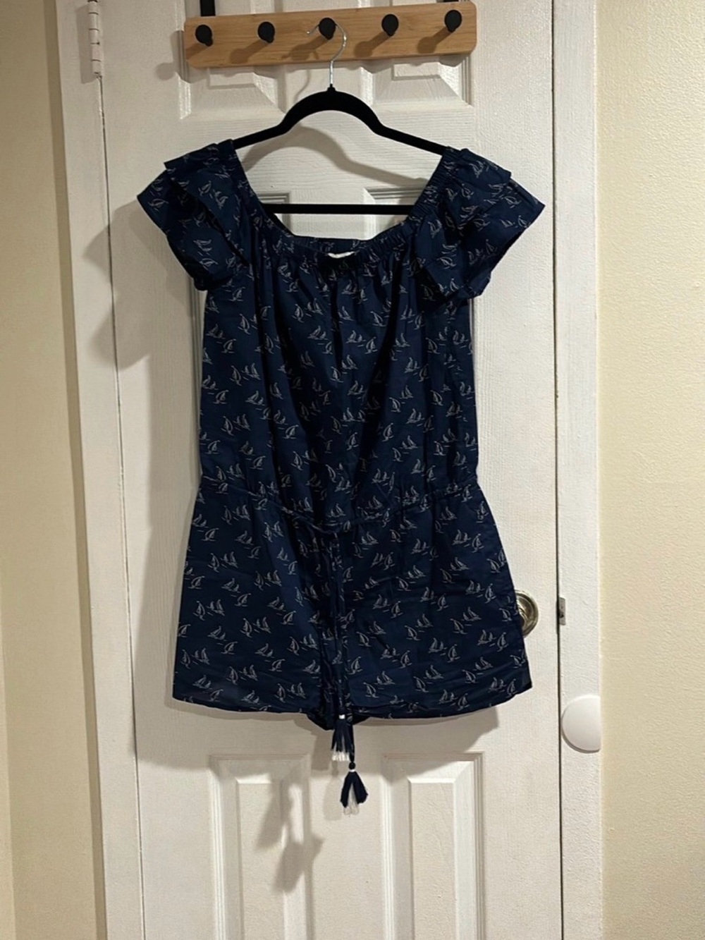 Vineyard Vines Navy Off-Shoulder Printed Romper - Picture 2 of 6